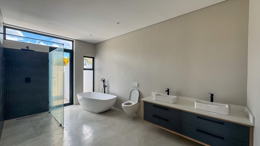 3 Bedroom Property for Sale in Tredenham Free State